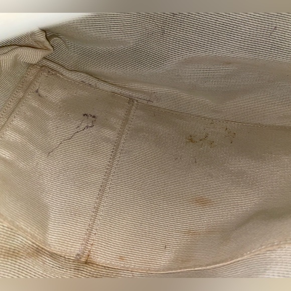 Salvatore Ferragamo Beige‎ Handbag with Gold Logo Hardware - Picture 9 of 13